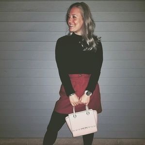 Meet your Posher, Neve